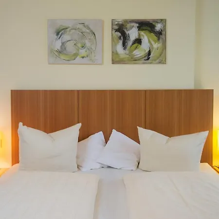 Garni Bernadette 세르파우스