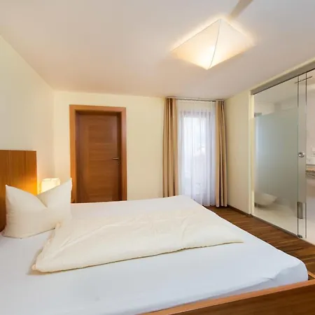 Hotel Garni Bernadette Serfaus