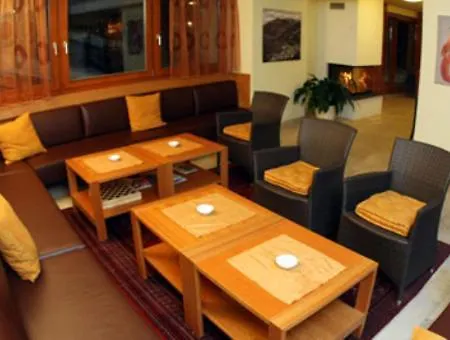 Garni Bernadette Hotel