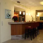 Garni Bernadette 酒店