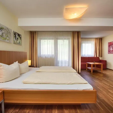 Hotel Garni Bernadette *