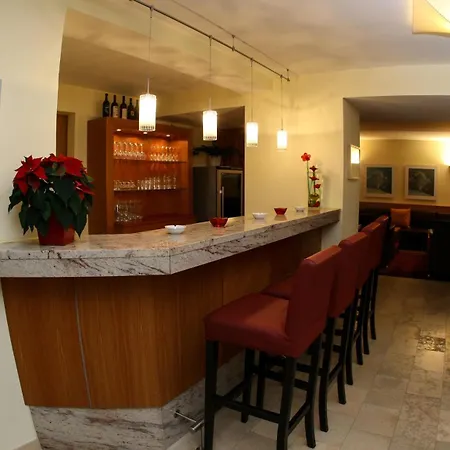 Garni Bernadette Hotel