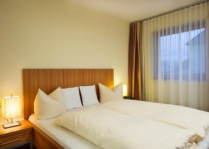 Garni Bernadette Hotel *