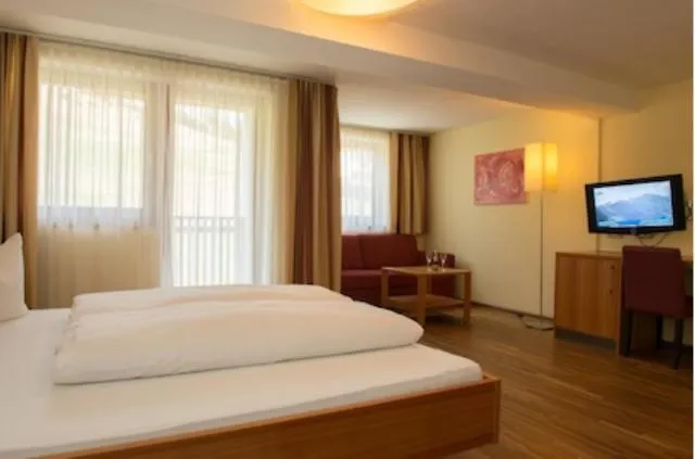 Hotel Garni Bernadette *