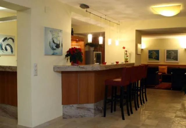 Garni Bernadette Hotel